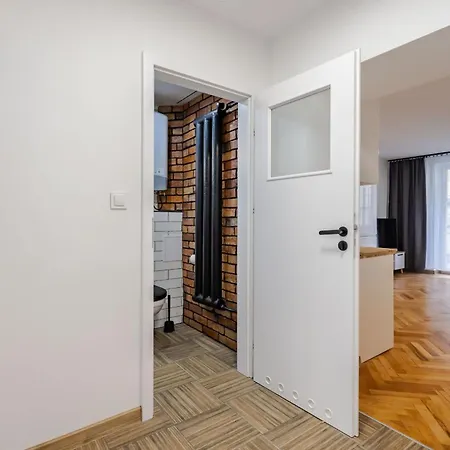 Lejlighed Wawrzyniaka Very Berry Modern For 6 Guests Near Old Zoo By Renters Poznań