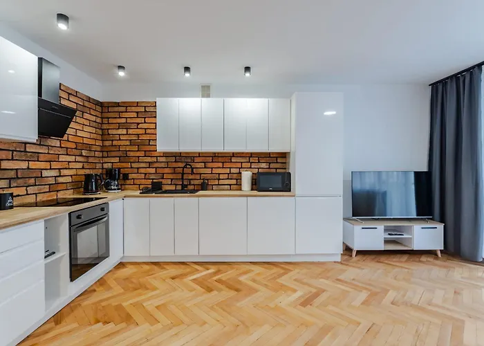 Apartment Wawrzyniaka Very Berry Modern For 6 Guests Near Old Zoo By Renters *