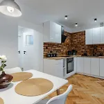 Wawrzyniaka Very Berry Modern For 6 Guests Near Old Zoo By Renters Lejlighed *