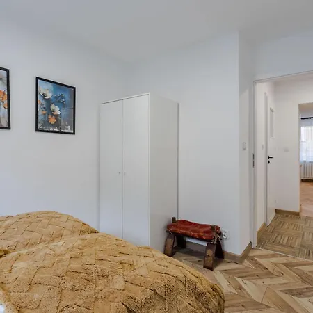 Wawrzyniaka Very Berry Modern For 6 Guests Near Old Zoo By Renters דירה *