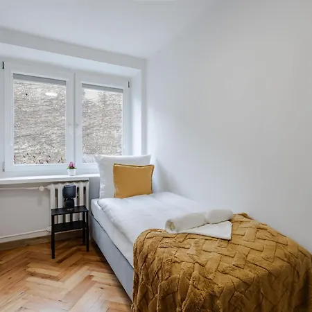 דירה Wawrzyniaka Very Berry Modern For 6 Guests Near Old Zoo By Renters *