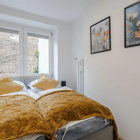 公寓 Wawrzyniaka Very Berry Modern For 6 Guests Near Old Zoo By Renters