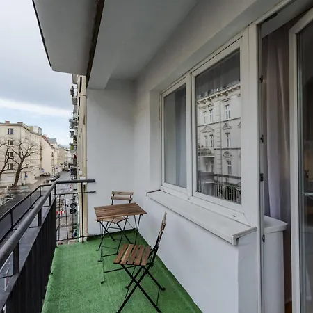 Wawrzyniaka Very Berry Modern For 6 Guests Near Old Zoo By Renters 公寓 波兹南