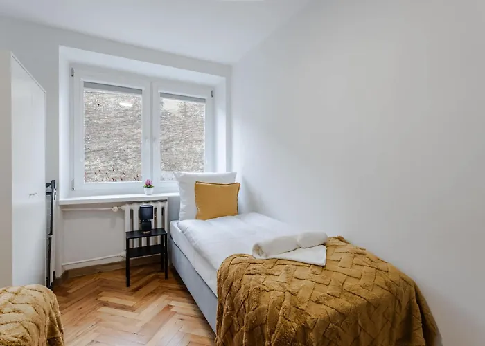 公寓 Wawrzyniaka Very Berry Modern For 6 Guests Near Old Zoo By Renters *