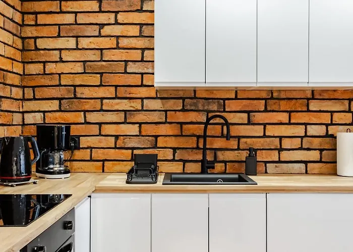 Wawrzyniaka Very Berry Modern For 6 Guests Near Old Zoo By Renters Appartement